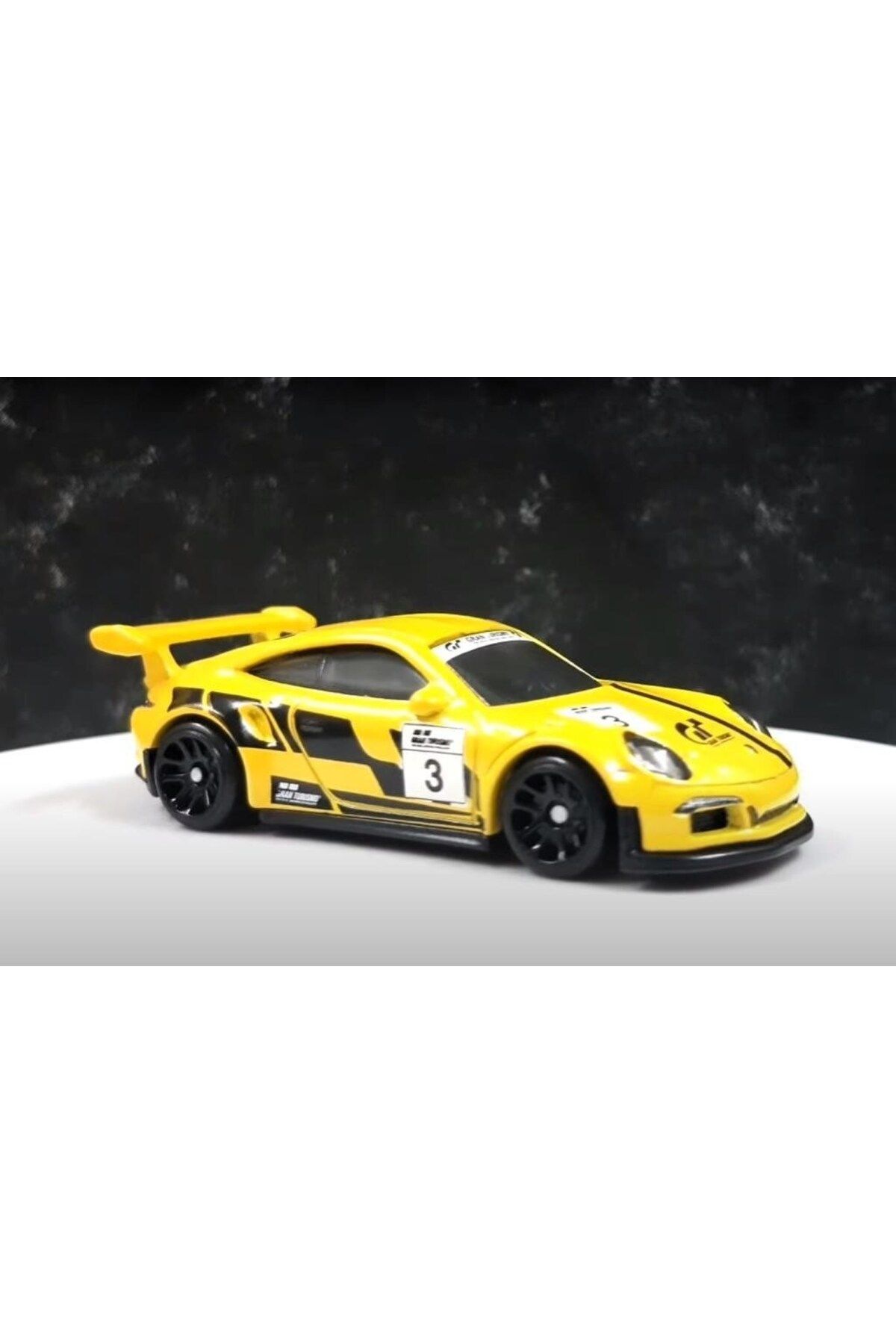 Hot Wheels Gran Turismo Porsche 911 GT3 RS – 1:64 Diecast Araba GDG83 Hot Wheels Gran Turismo Porsche 911 GT3 RS – 1:64 Diecast Araba GDG83