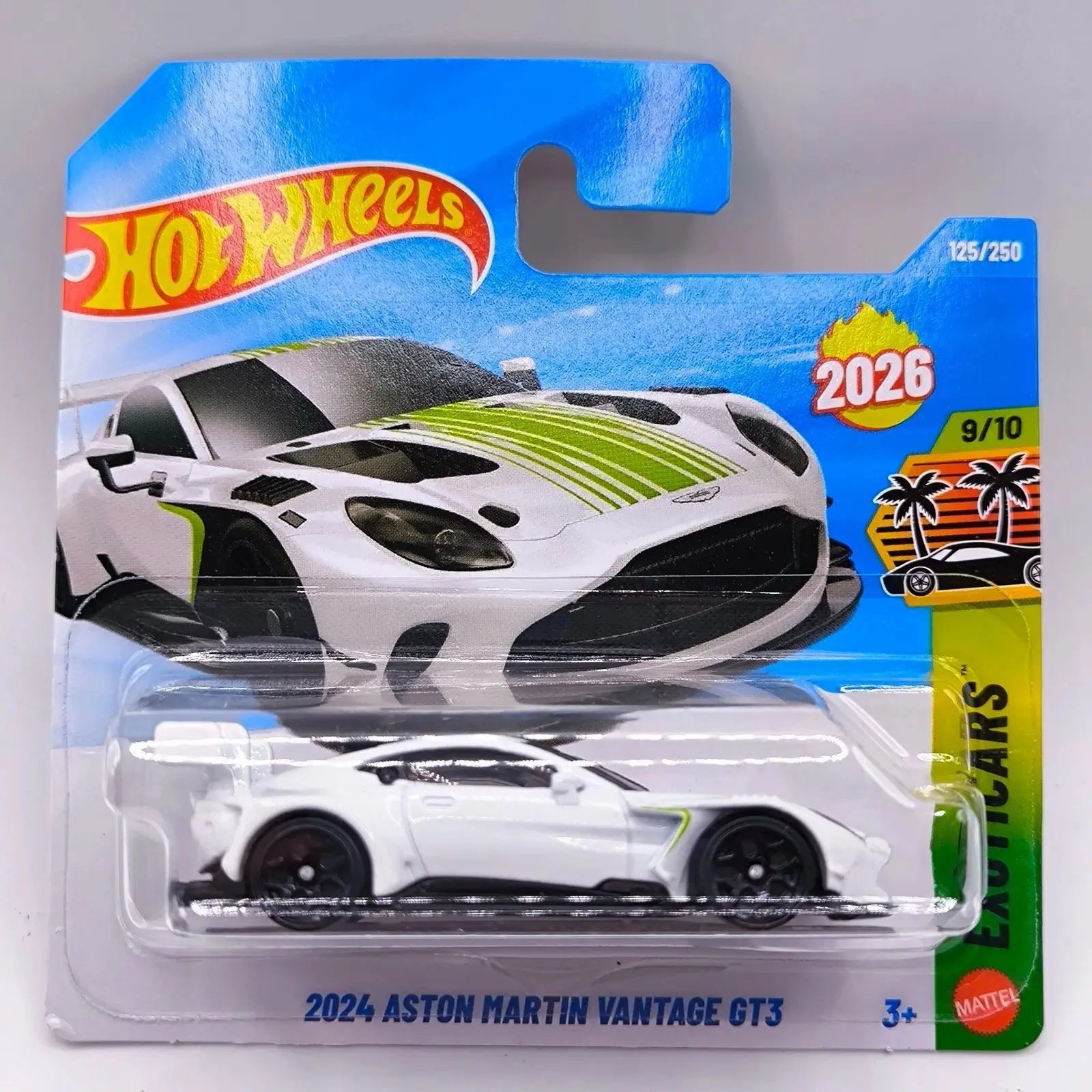 Hot Wheels 2026 Aston Martin Vantage GT3 Beyaz Exotics 9/10 Model Araba 125/250