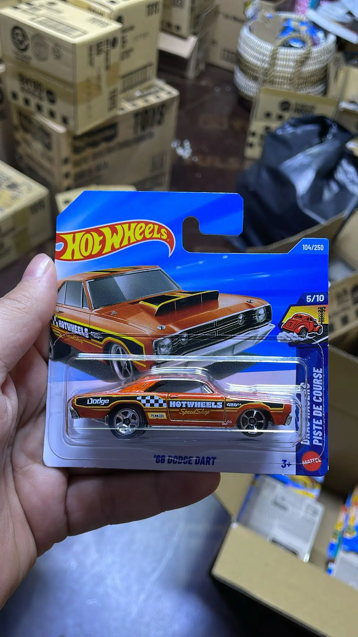 Hot Wheels '68 Dodge Dart Muscle Car 1:64 Diecast Model Araba