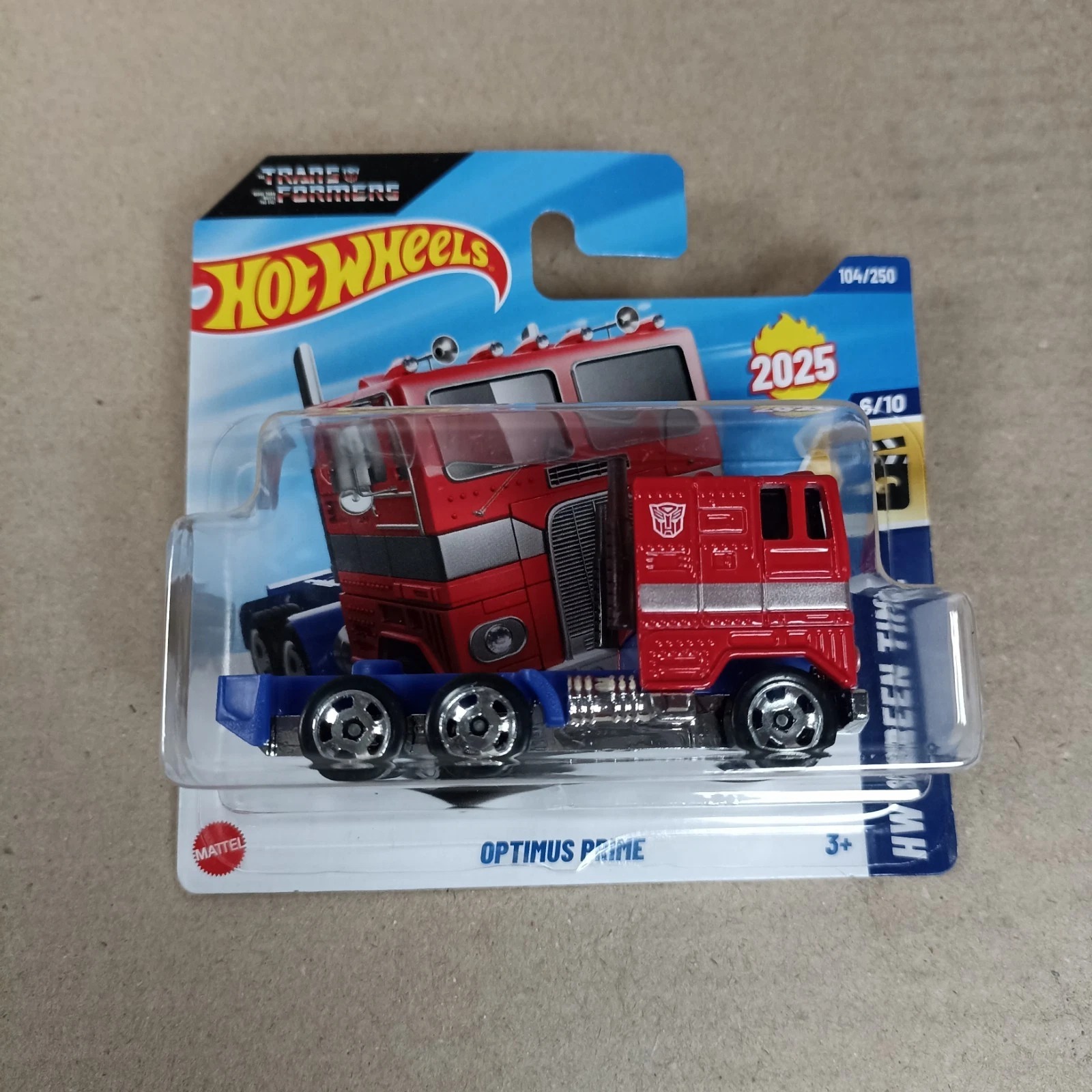 Hot Wheels Optimus Prime Kamyon – Transformers 2025 Serisi 104/250 Hot Wheels Optimus Prime Kamyon – Transformers 2025 Serisi 104/250