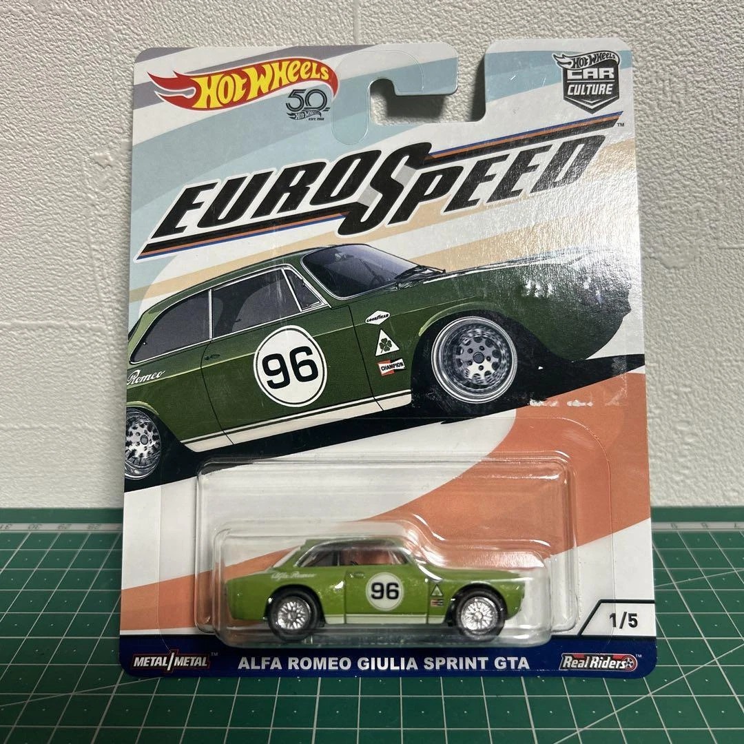 Hot Wheels Premium Alfa Romeo Giulia Sprint GTA – EuroSpeed Serisi, 1:64 Koleksiyon Model Araba Hot Wheels Premium Alfa Romeo Giulia Sprint GTA – EuroSpeed Serisi, 1:64 Koleksiyon Model Araba