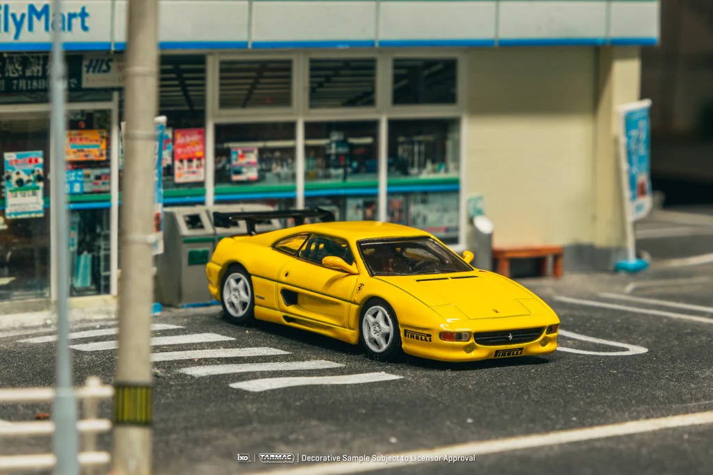 Tarmac Ferrari F355 Challenge Pirelli Sarı 1:64 Diecast Model Araba Tarmac Ferrari F355 Challenge Pirelli Sarı 1:64 Diecast Model Araba